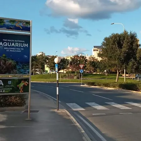 St Paul's Apartment *