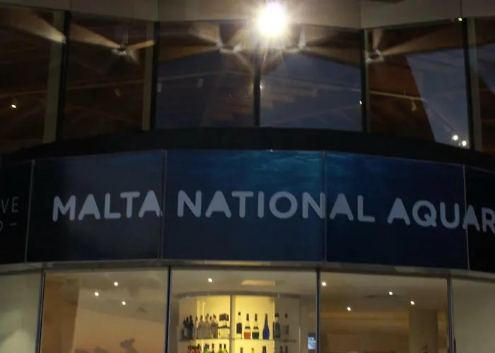 St Paul's Apartment *